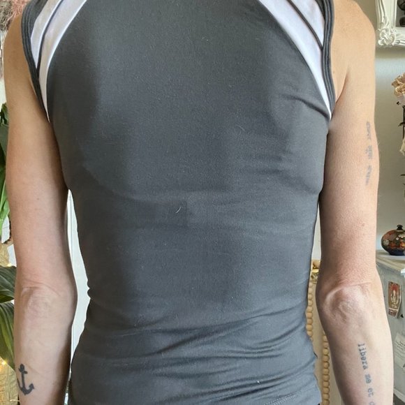 Puma workout tank - Picture 3 of 3